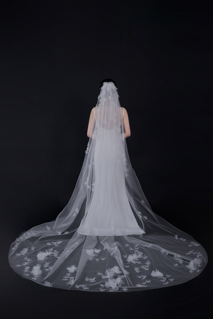 Romantic and elegant long wedding veil with hand made 3D flowers